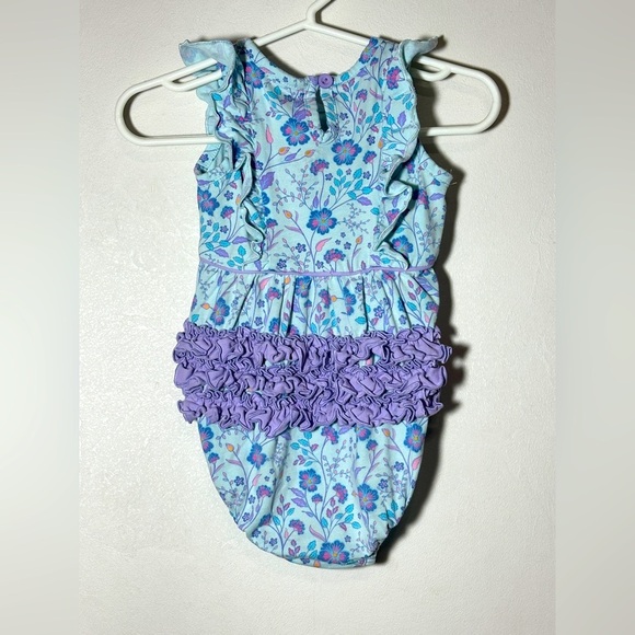 Ruffle Butt Bubble Floral Baby Romper with Ruffle Details Size 0-3 months - Picture 3 of 6